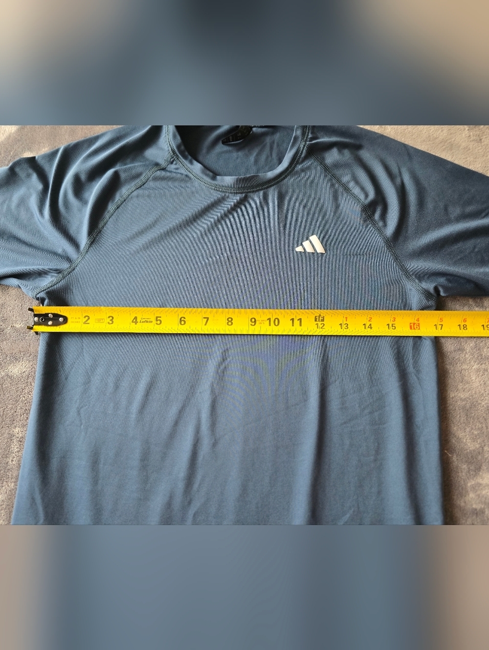 Adidas Raglan Tech Tee Size Small - Picture 6 of 8